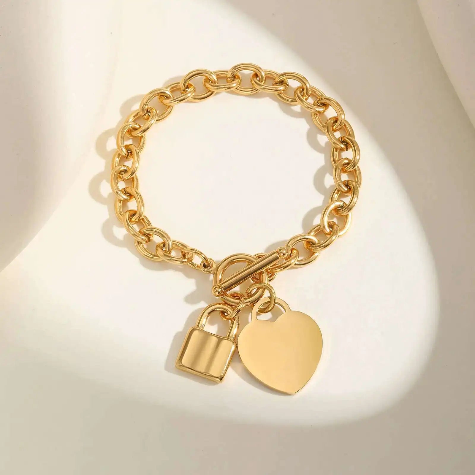 Pulseira Feminina Cadeado Coração em Aço Inoxidável com Corrente Grossa