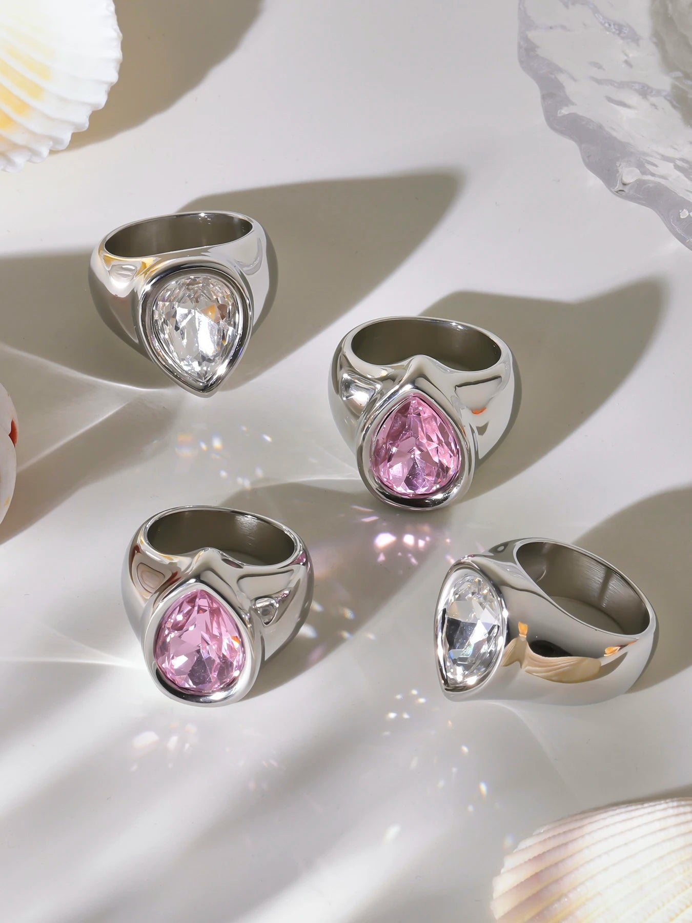 Anel em Gota — Luxo, Brilho e Sofisticação em Cada Detalhe