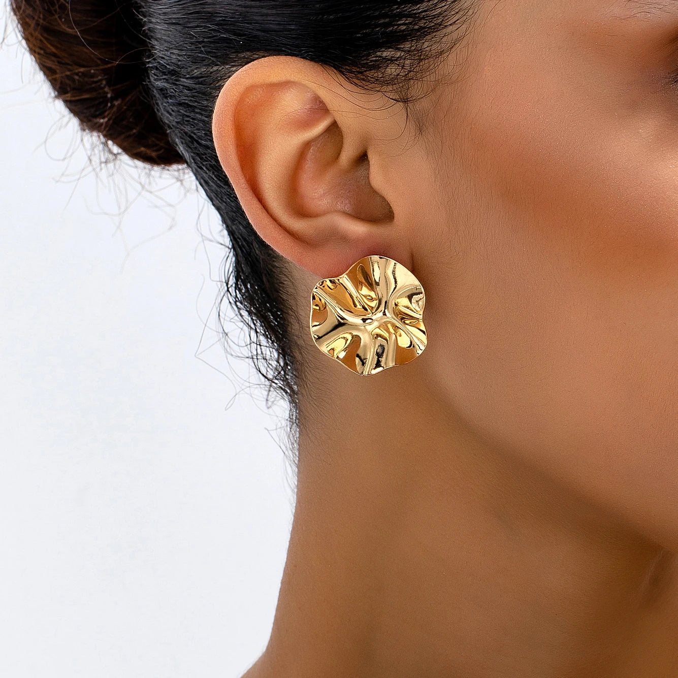 Brinco Irregular — Sofisticação e Modernidade em Cada Detalhe