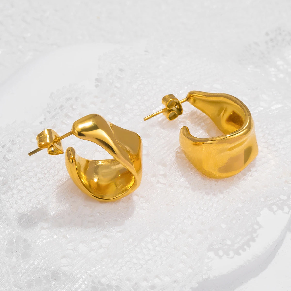 Argolas de Design Orgânico — Sofisticação Natural e Estilo Atemporal