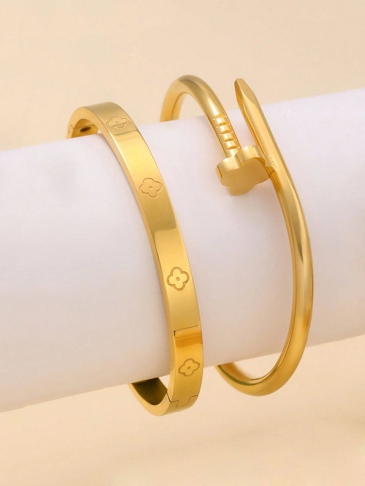 Braceletes Elegantes – Versatilidade e Estilo em Cada Detalhe