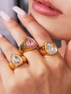 Anel em Gota — Luxo, Brilho e Sofisticação em Cada Detalhe