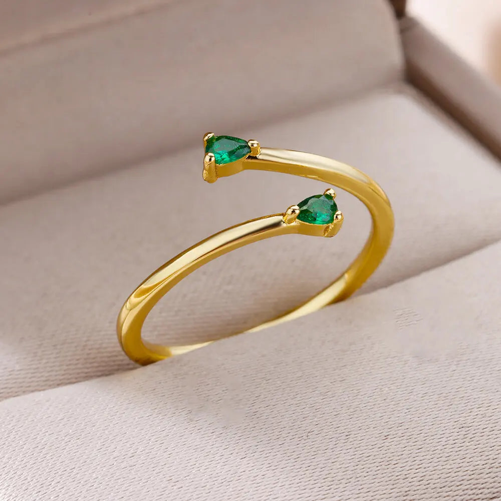 Anel com Design Aberto e Pedras Vibrantes – Modernidade e Sofisticação em Cada Detalhe